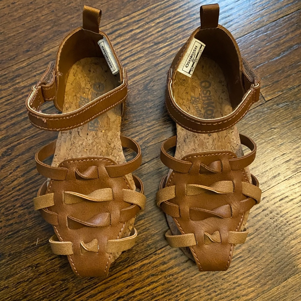 vegan toddler girl sandal closed toe woven faux eco leather ankle strap velcro